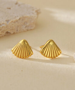 Shell Stud Earrings