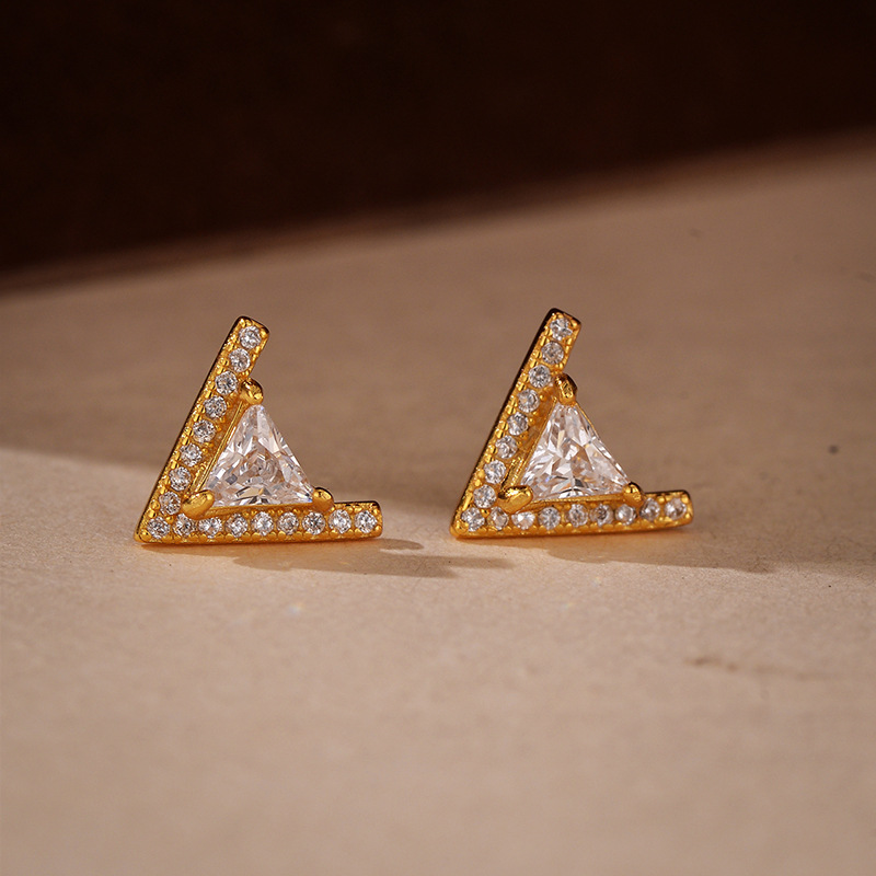 V Stud Earrings